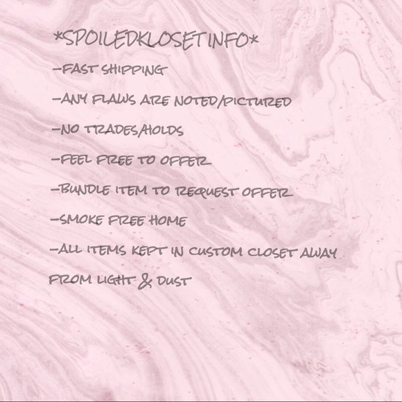 Semi sheer Tank w/lace szS from Apricot Lane - Picture 5 of 6